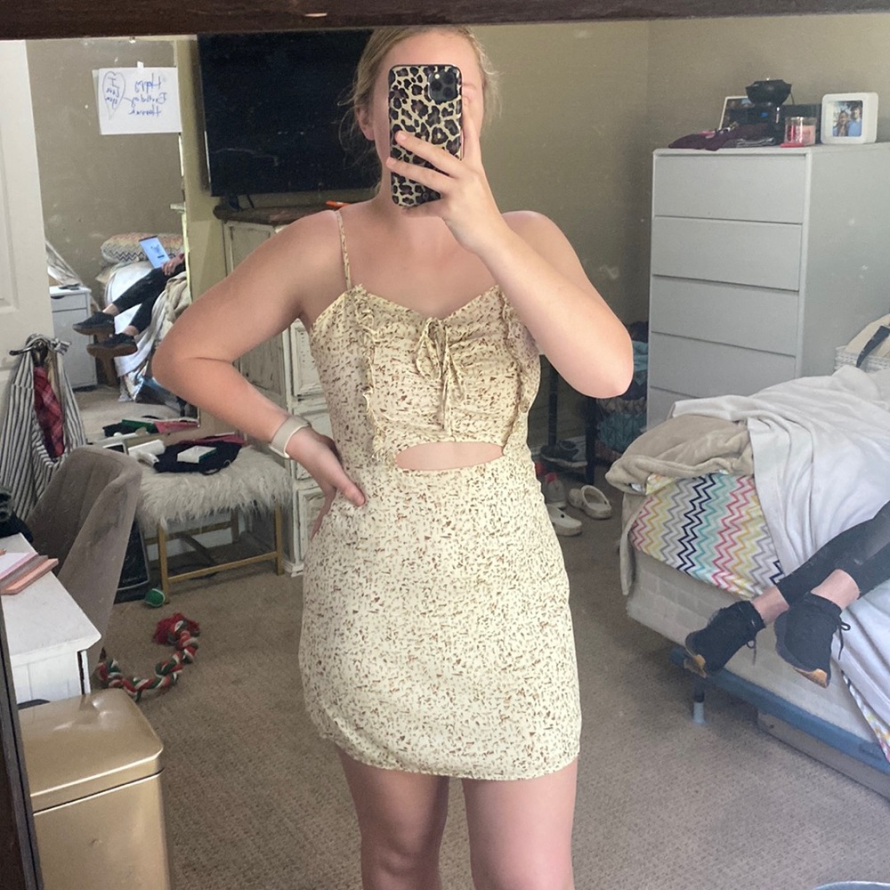 Le Lis Mini Dress